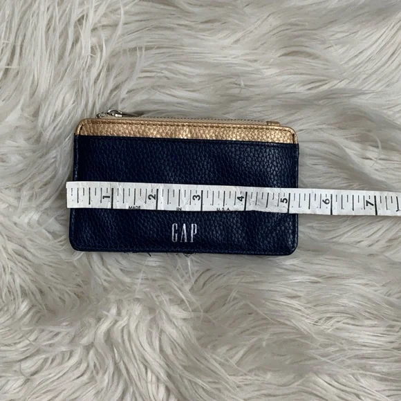 Card Case - Picture 3 of 10